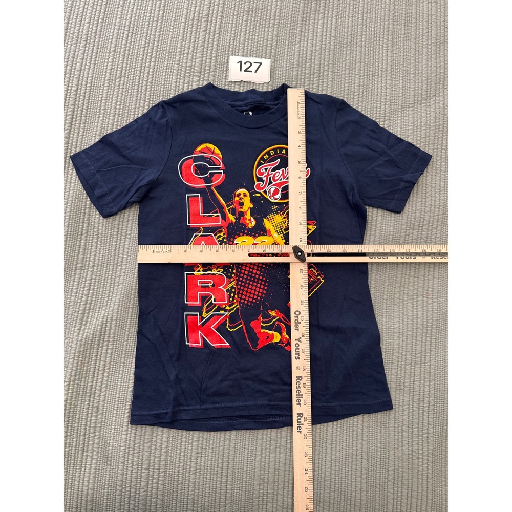 Indiana Fever Clark #22 WNBA Basketball Graphic T-Shirt Kids Size S 8 - Picture 2 of 4